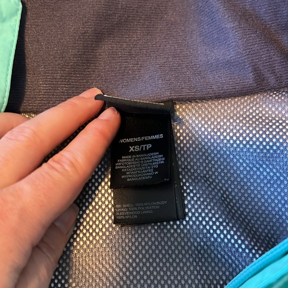 North Face Rain Jacket XS Aqua - Picture 3 of 6